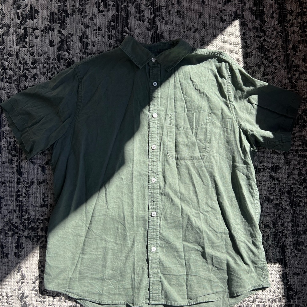 Old Navy Green Casual Button Down Shirt